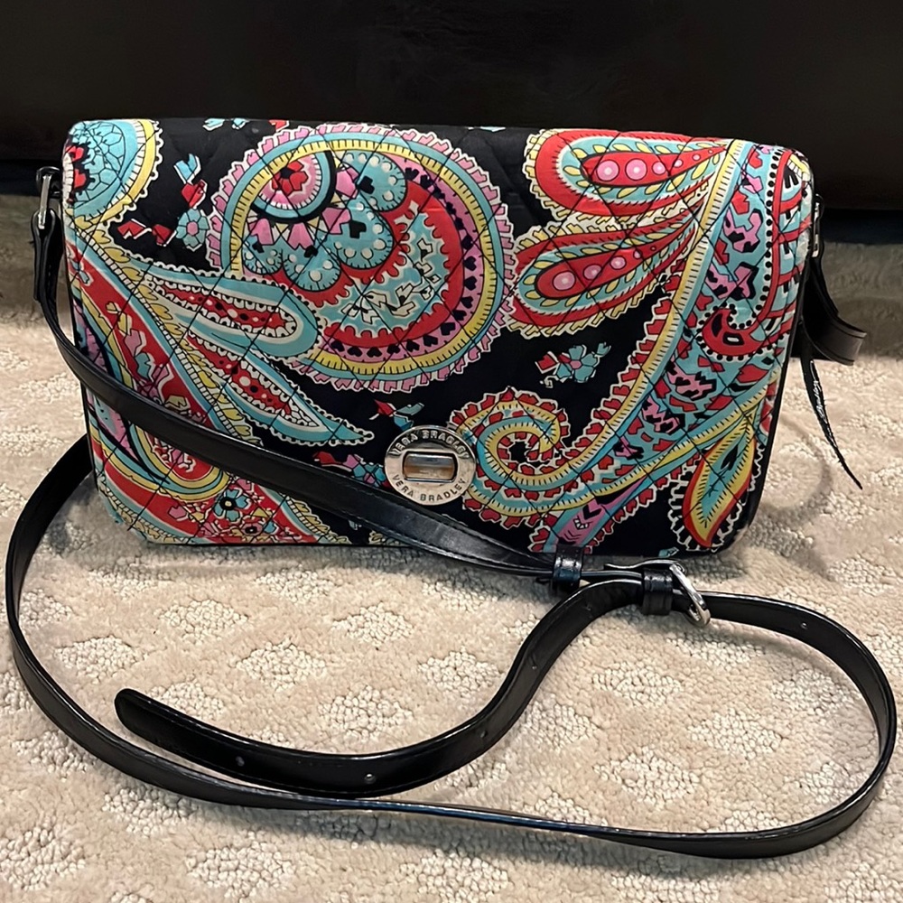 Vera Bradley Turnlock Crossbody in Parisian Paisley